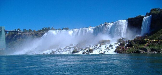 Niagara Falls Canadian Side Tour and Maid of the Mist Boat Ride Option - Pickup, timing, and the cross-border route