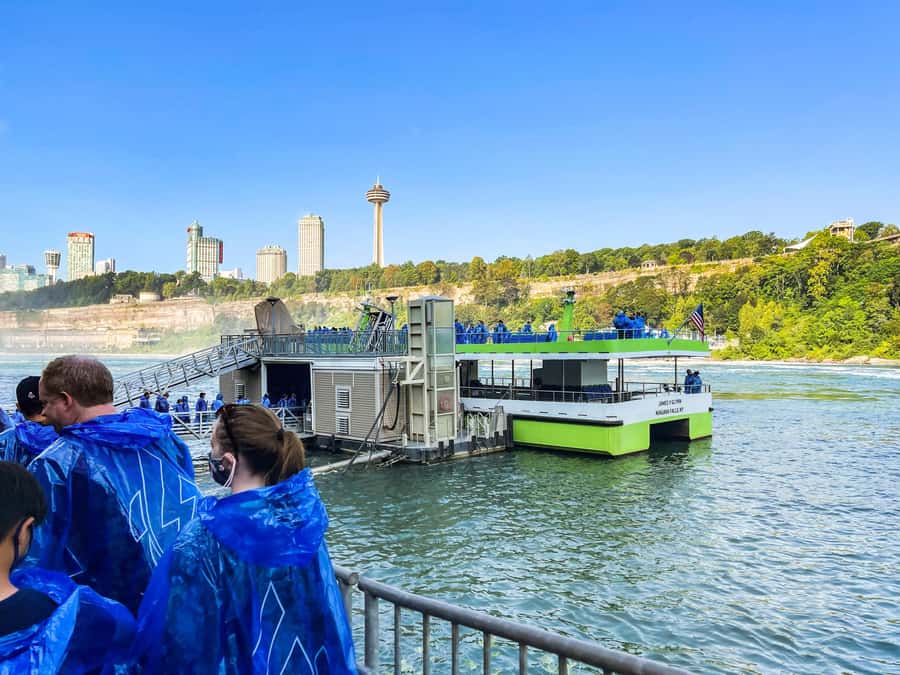 Niagara Falls, NY: Maid of the Mist Boat & Falls Sightseeing - Walking Through Niagara Falls State Park