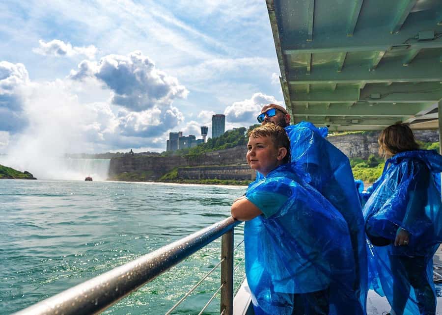 Niagara Falls USA: Cave of the Winds & Maid of the Mist Ride - Prospect Point and the Maid of the Mist