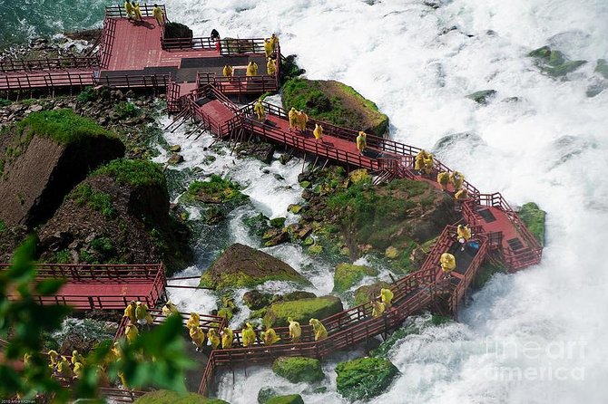 Niagara Falls USA: Maid of the Mist & Cave Adventure - Walking, food, and timing