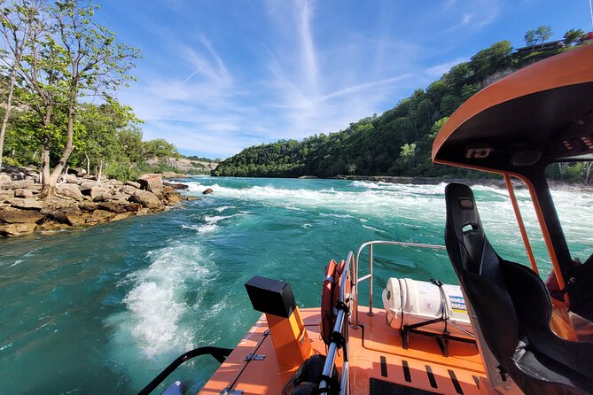 Niagara Falls USA, Open-Top (Wet) Jet Boat Tour - Niagara-on-the-Lake and the calm opening miles