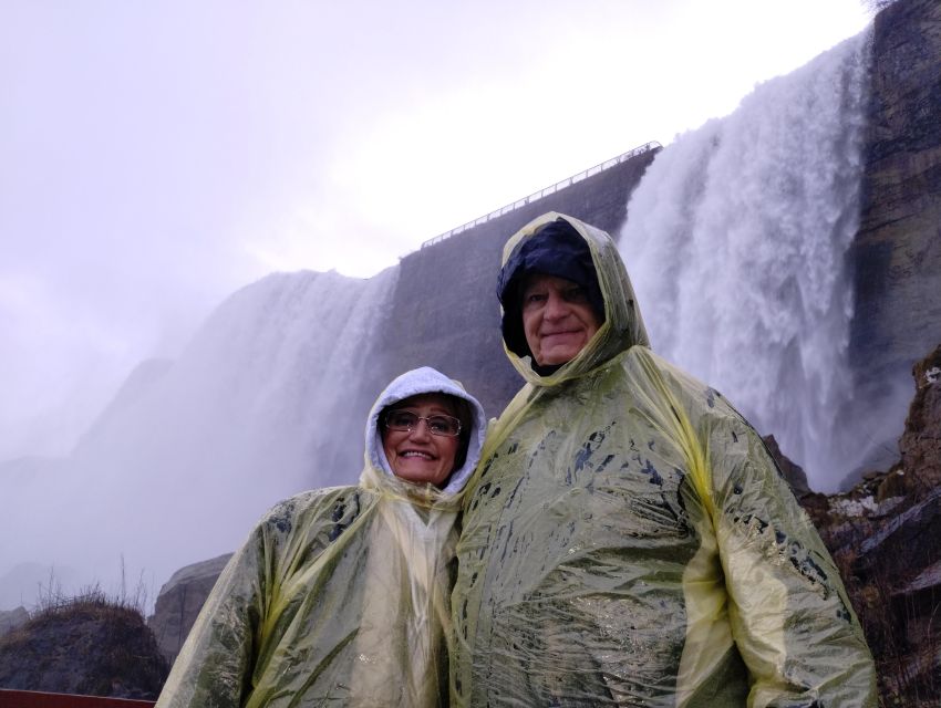 Niagra Falls, USA Side: Boat, Cave and Shuttle pass Tour - Timing, crowds, and weather