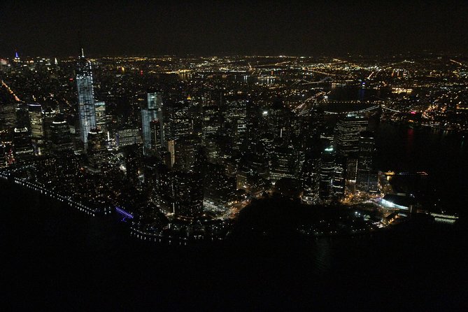 NY Helicopter Tour: New York City Skyline (Heliport fees Incl) - Statue of Liberty and the harbor views