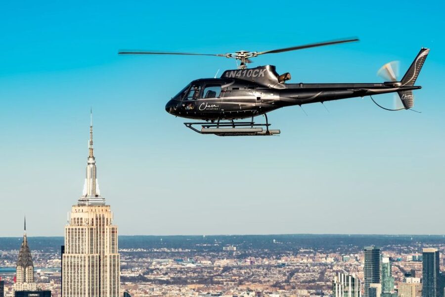 NYC: Big Apple Helicopter Tour - The first sight of Lady Liberty