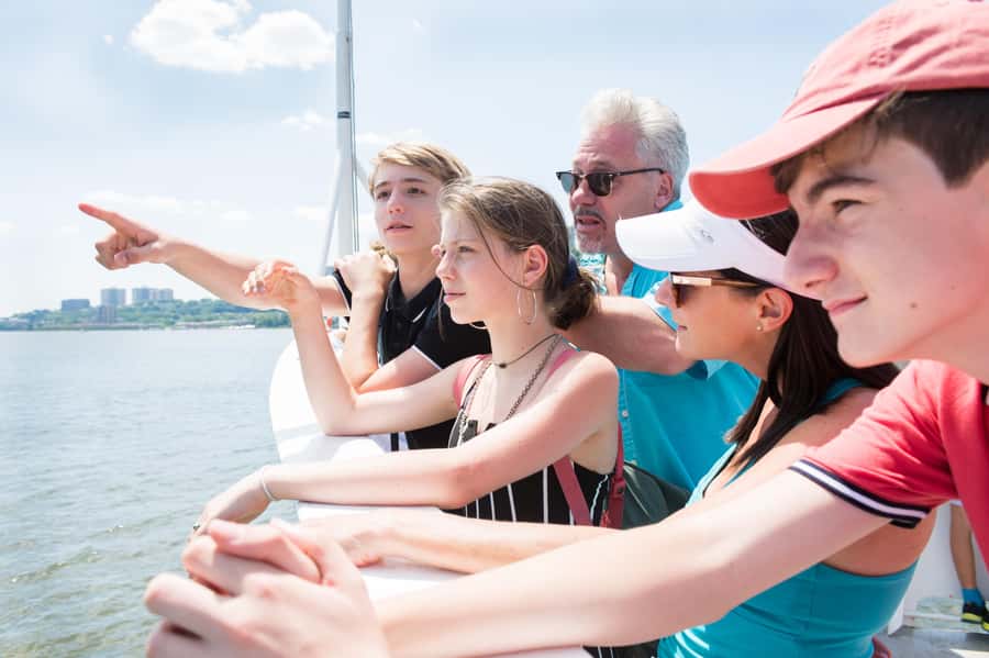 NYC: Circle Line 1-Hr Statue of Liberty Skip-The-Line Cruise - The Guides Make A Short Ride Better