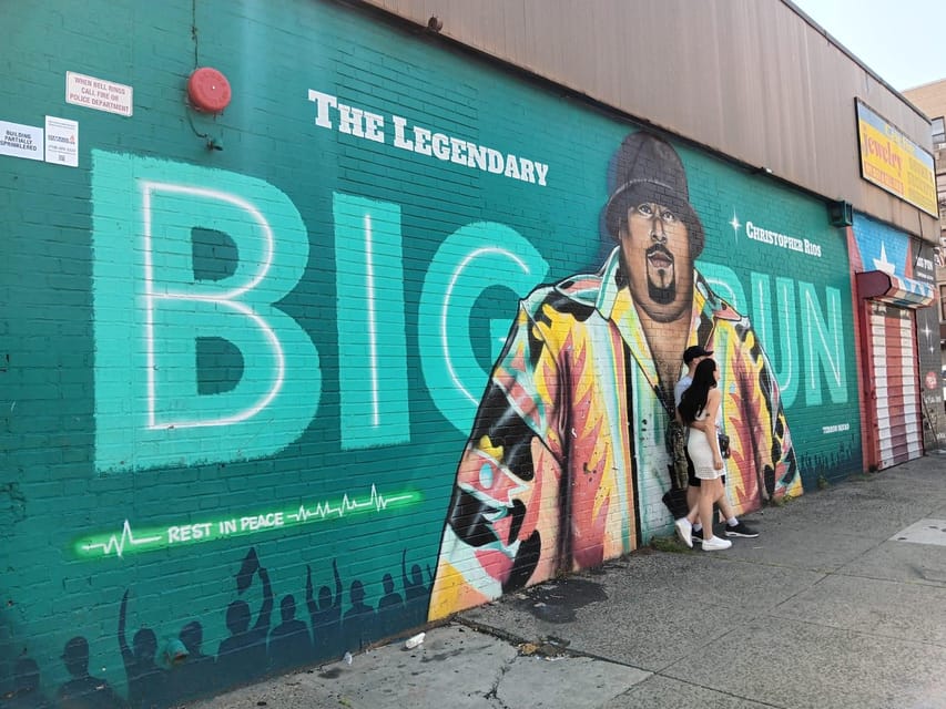 NYC: Contrasts of Bronx, Queens, Brooklyn, & Manhattan Tour - Who should book this tour?