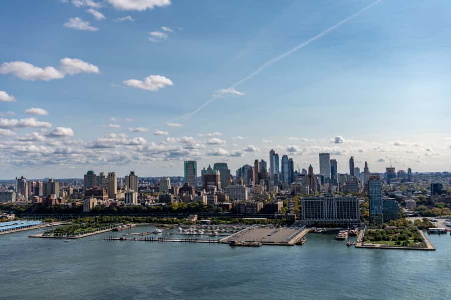 NYC: Manhattan Sightseeing Helicopter Tour - Greenwich Village, South Street Seaport, and Brooklyn Bridge