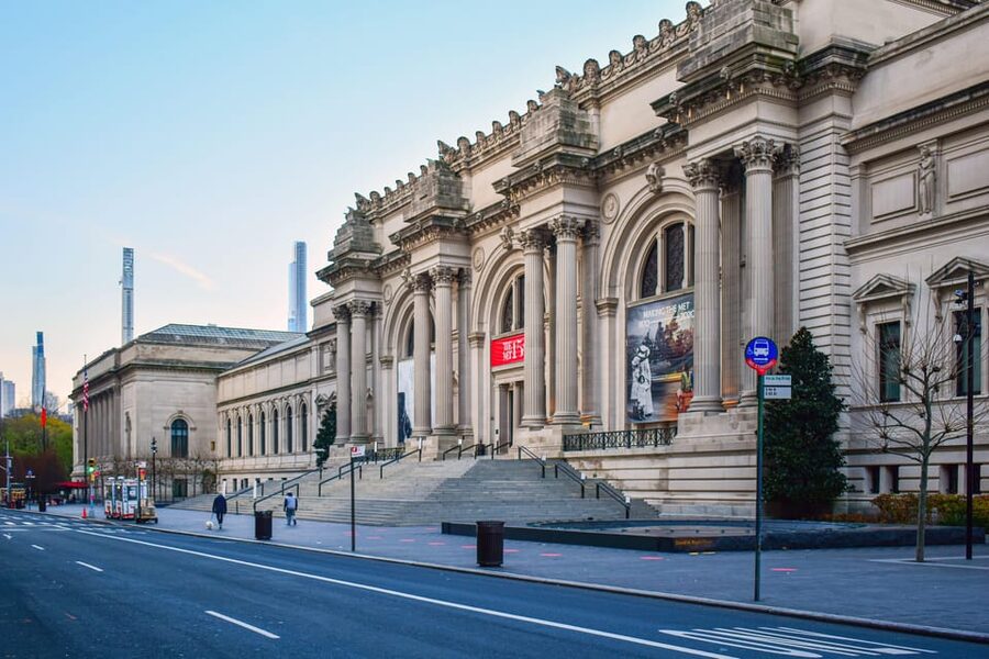 NYC: Metropolitan Museum of Art Highlights Tour - Group Size, Accessibility, and Comfort