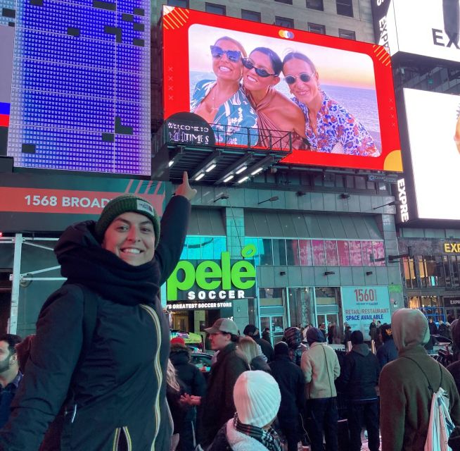 NYC: See Yourself on a Times Square Billboard for 24 Hours - Choosing one group photo or several individual displays