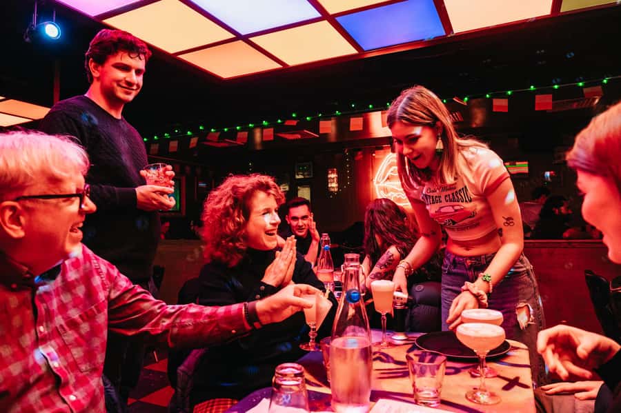 NYC: Speakeasy Drinks and Prohibition History Tour - Why this tour works better than a standard bar crawl