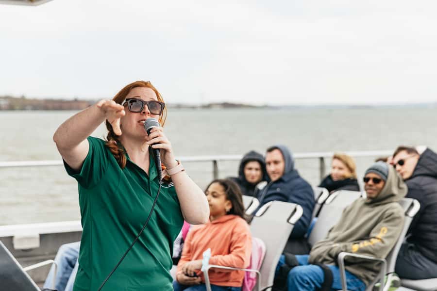 NYC: Statue of Liberty Express Skip-the-Box-Office Cruise - Choosing between the outdoor deck and indoor cabin