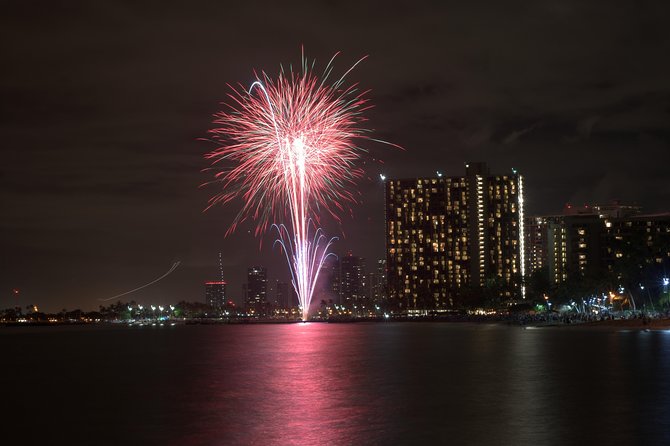 Oahu Catamaran Waikiki Sunset on 40 Foot Catamaran: Food and BYOB - Sunset, city lights, and possible surprises