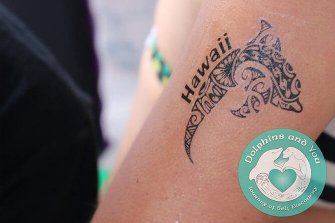 Oahu Dolphin and Snorkel Tour with Waikiki Pickup & Lunch - Snorkeling near turtles and reef fish