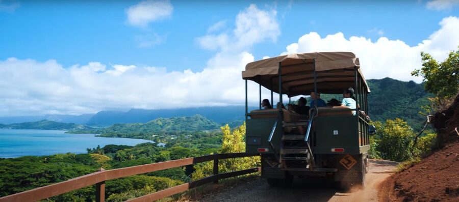 Oahu: Kualoa Open Air Jungle Expedition Tour - What you actually get from the movie locations