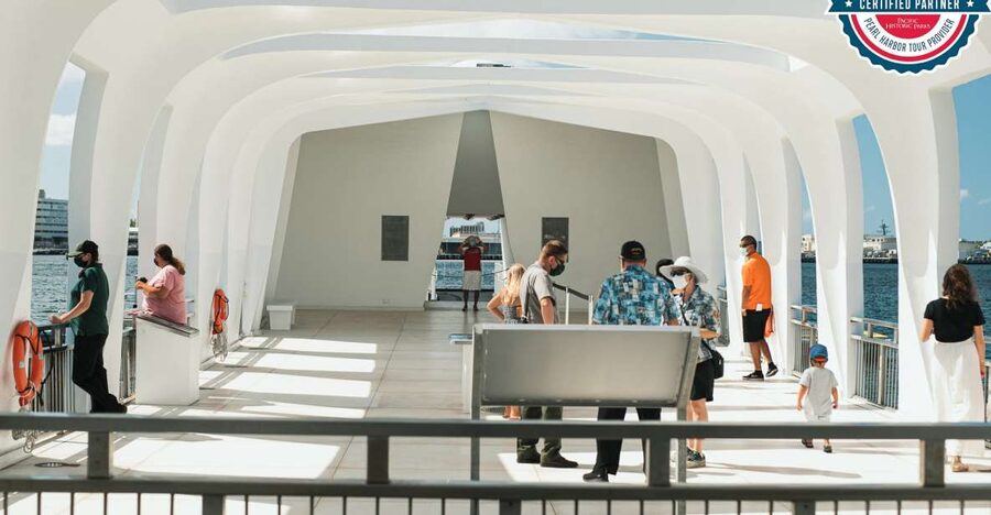 Oahu: Pearl Harbor, Arizona Memorial & Honolulu City Tour - Pearl Harbor Visitor Center sets the scene
