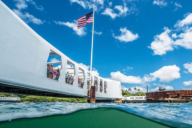 Oahu: Pearl Harbor Complete Experience Passport - The 6:30 a.m. Waikiki pickup