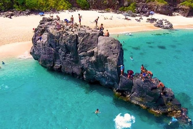 Oahu Ultimate Circle Island Tour Full Day Experience - Halona Blow Hole and the ocean cliffs