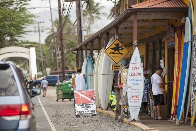 Oahu Ultimate Circle Island Tour Full Day Experience - Macadamia nuts, coffee, and Kualoa country