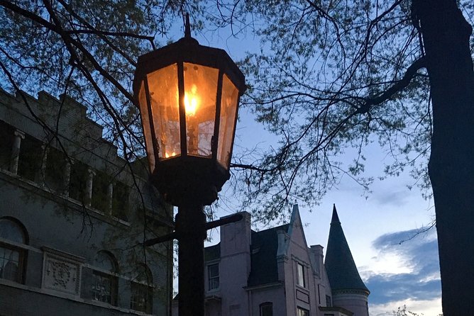 Old Louisville Ghost Tour as Recommended by The New York Times @ 4th and Ormsby - How the storytelling shapes the experience