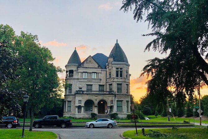 Old Louisville Ghost Tour as Recommended by The New York Times @ 4th and Ormsby - What the $27.50 price gets you