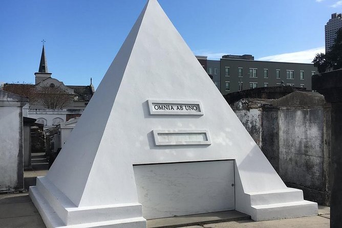 One Hour Saint Louis Cemetery Number One Walking Tour - Why the one-hour length works