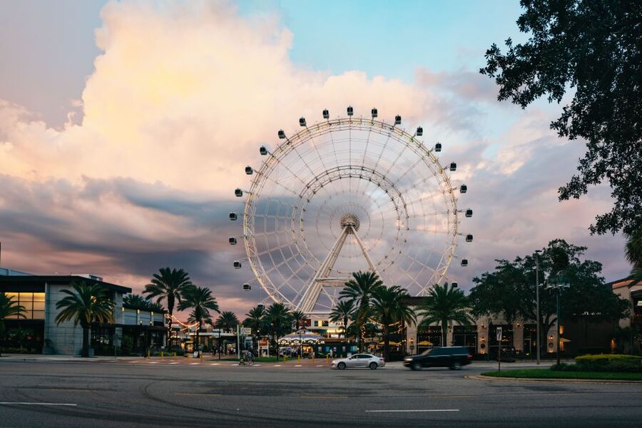 Orlando: I-Ride Trolley Hop-on Hop-off Pass - Why the I-Ride Trolley works so well on International Drive