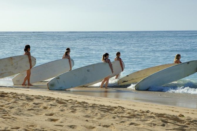 Outrageous Surf ScHool Lesson on Lahaina Side - Maui’s Breakwall Beach and the Meeting-Point Question