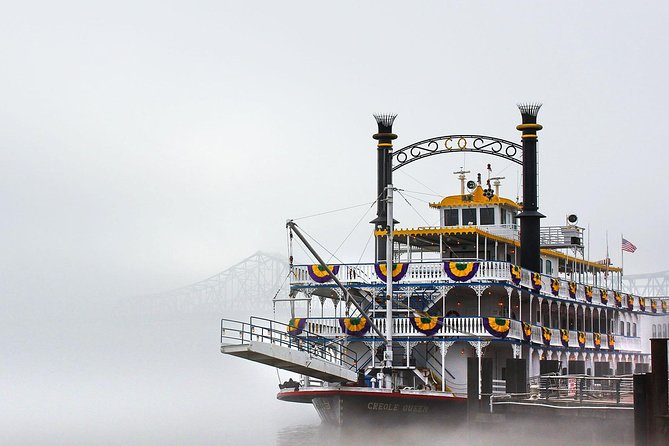 Paddlewheeler Creole Queen Jazz Dinner Cruise in New Orleans - Service, special occasions, and accessibility
