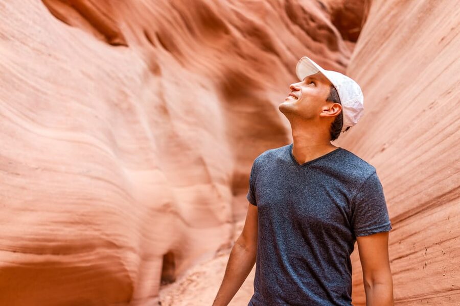 Page: Lower Antelope Canyon Prime-Time Guided Tour - The best part for photographers is often the guide