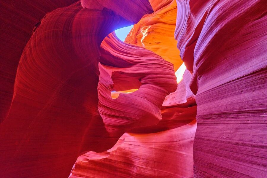 Page: Lower Antelope Canyon Ticket and Guided Hiking Tour - The 10-minute walk to the canyon entrance