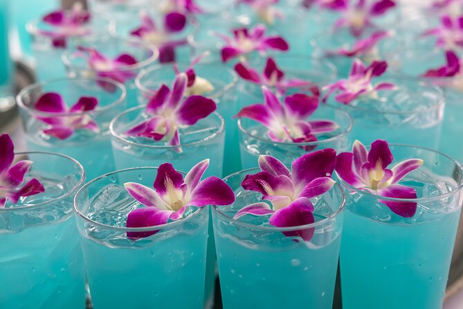 Paina Waikiki Luau at Waikiki Beach Marriott - How authentic does the setting feel?