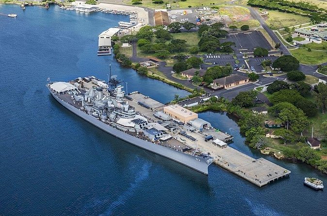 Pearl Harbor, National Memorial Cemetery and Honolulu City Tour - The Pearl Harbor no-bag policy