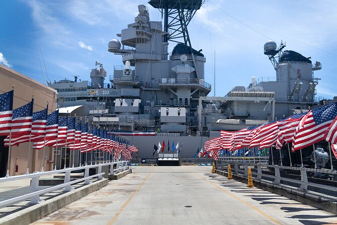 Pearl Harbor, USS Arizona Memorial & Honolulu City Tour - Deluxe: spending time aboard the USS Missouri