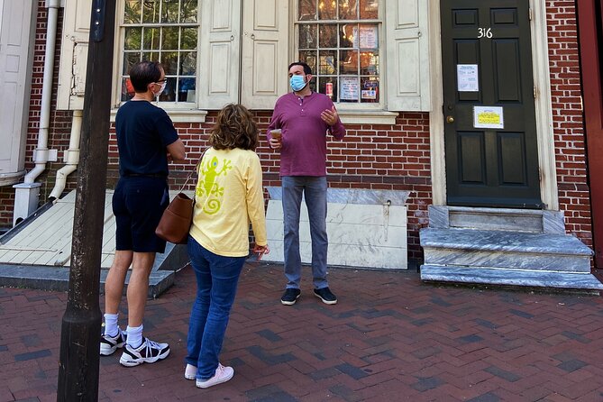 Philadelphia Old City Historic Walking Tour with 10+ Top Sites - The Second Bank’s portraits and the old civic district