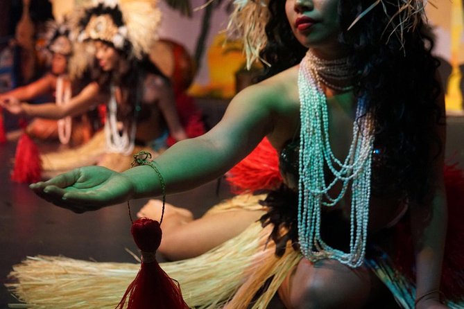 Polynesian Fire and Dinner Show Ticket in Daytona Beach - Who will enjoy this most?