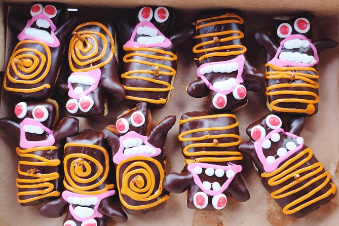 Portland's Original Delicious Donut Adventure & Walking Food Tour - How much food do you actually get?