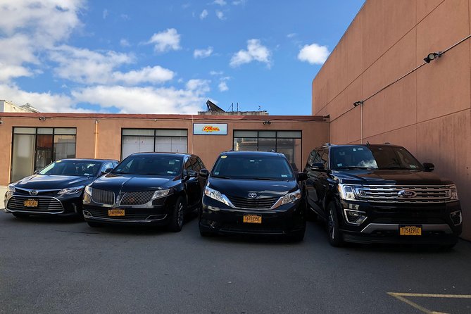 Private Transfer from Manhattan to NYC Airports (JFK/EWR/LGA) - What the Manhattan airport transfer actually feels like