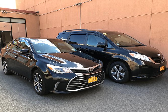 Private Transfer from Manhattan to NYC Airports (JFK/EWR/LGA) - Timing your pickup so New York traffic does not win