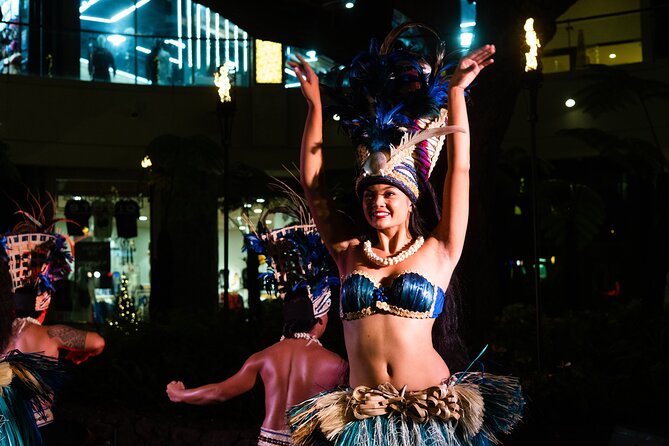 Queens Waikiki Luau with Dinner Buffet and Cultural Activities - The food: convenient buffet, mixed results