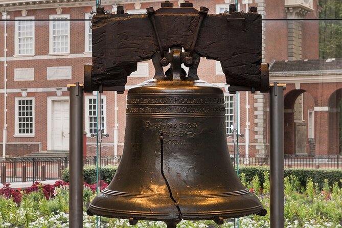 Revolution and the Founders: History Tour of Philadelphia - Carpenters’ Hall and the French connection