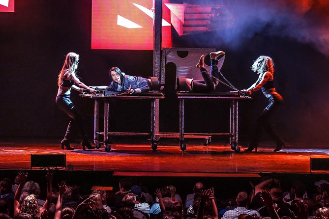 Reza Edge of Illusion Show in Branson - The bigger illusions and the second half
