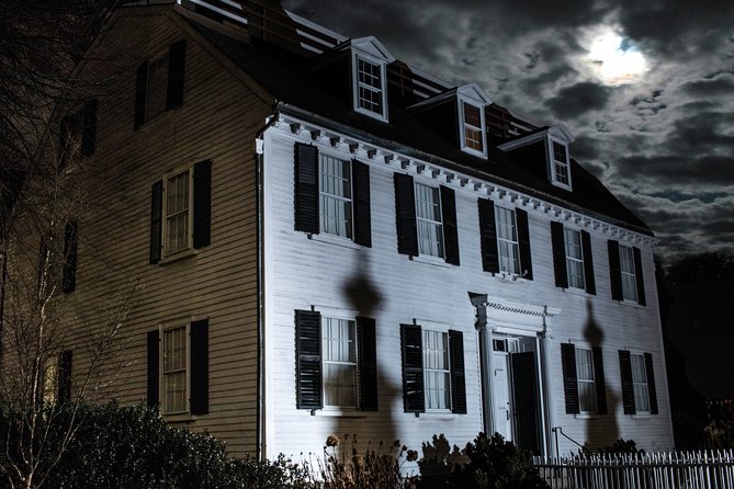 Salem Ghost Tour: Witches & Wicked Whispers - Wicked Good Books provides the final send-off