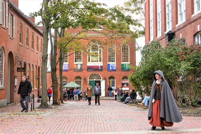 Salem "Hocus Pocus" Movie Locations Tour (31st Anniversary) - What the experience is really like