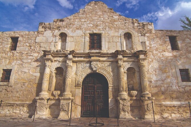 San Antonio Premium City Tour with Alamo & River Walk Cruise - Why a four-hour overview can work in San Antonio