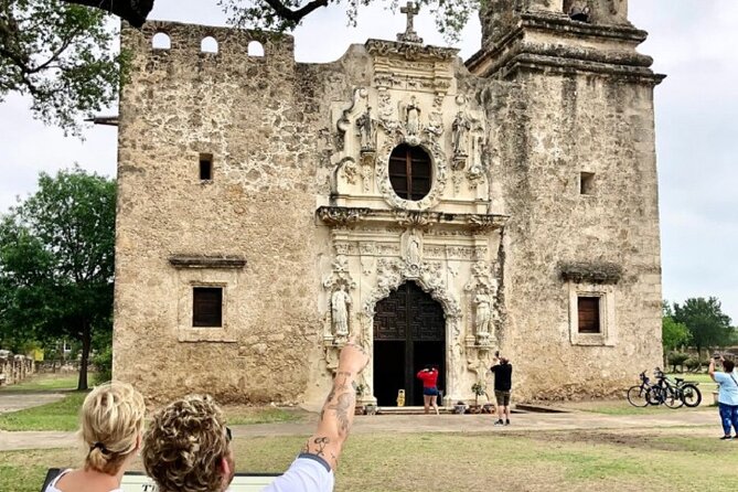 San Antonio Premium City Tour with Alamo & River Walk Cruise - Meeting the stories of the Alamo