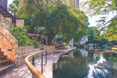 San Antonio Premium City Tour with Alamo & River Walk Cruise