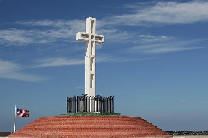 San Diego Scenic Tour - Mt. Soledad for Wide San Diego Views
