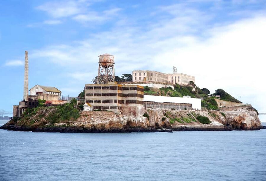 San Francisco: Alcatraz, Ferry & Audio Tour w/ Night Option - Audio quality, equipment, and how to prepare