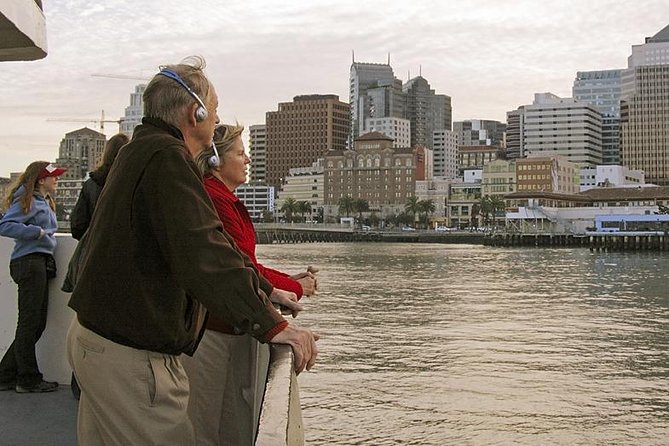 San Francisco Bridge-to-Bridge Cruise (90 Minutes) - Under the Golden Gate Bridge