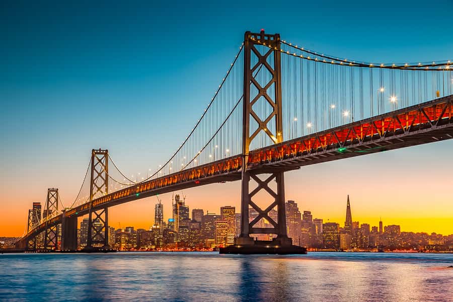 San Francisco: California Sunset Cruise (2-hours) - Sailing toward the Golden Gate as the sun drops